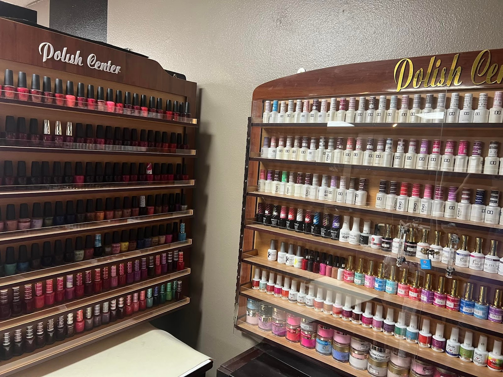 Suri Nails nail photo 2